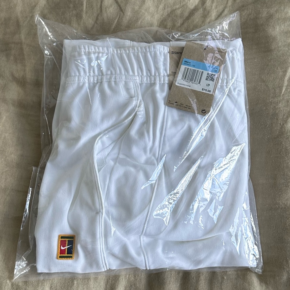 NWT Nike tennis fleece pants men’s sz M white